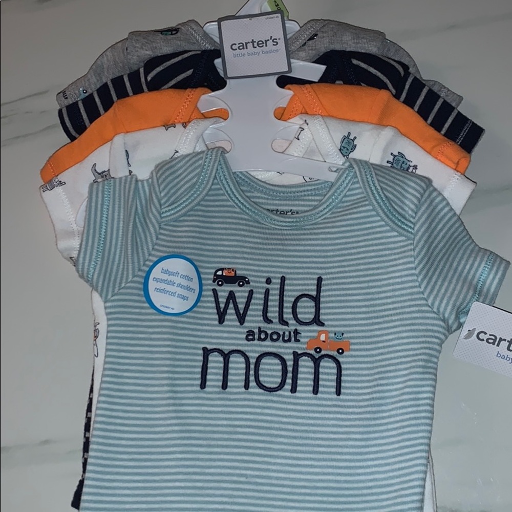 Carter’s 5 pack baby onesies